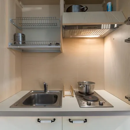 Bianco&rosa דירה רוביני