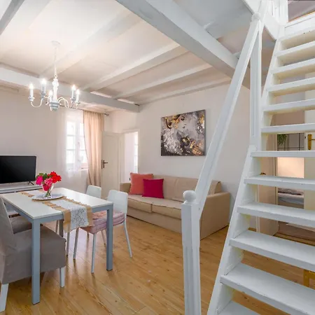 Bianco&rosa * Rovinj