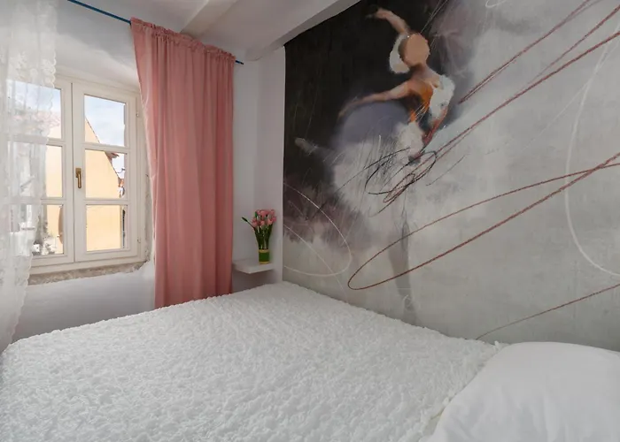 Bianco&rosa Apartment