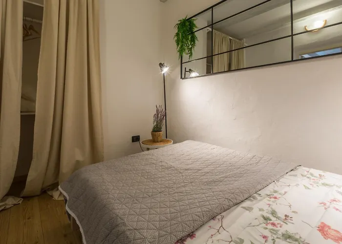 Bianco&rosa Apartment