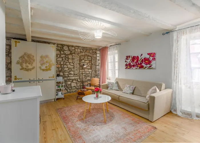 Bianco&rosa Ρόβινι