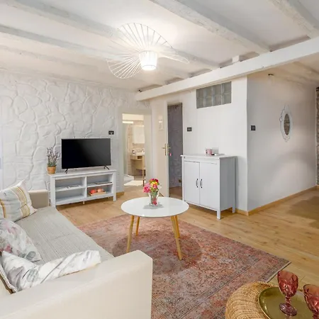 Apartment Bianco&rosa Rovinj